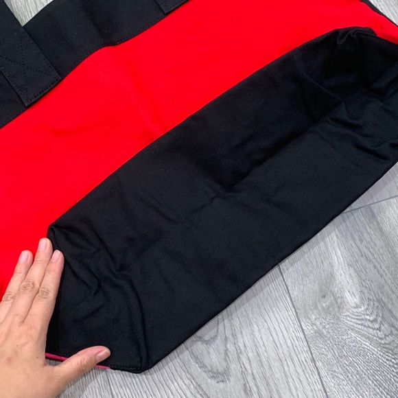 NWT💗🆕 Victoria's Secret tote - Picture 3 of 10